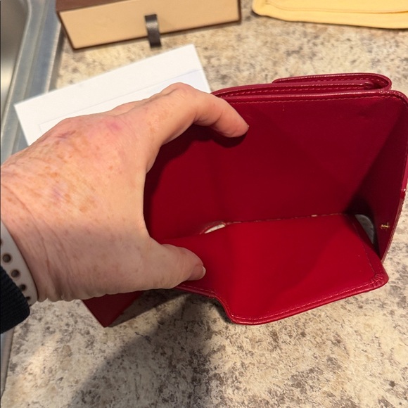 Louis Vuitton Glossy Red Wallet - Picture 4 of 6